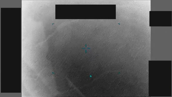 DOW-UAP-PR097, "Hi-Res: [CALLSIGN] Observes UAP on 25SEP19 at 2135Z"
